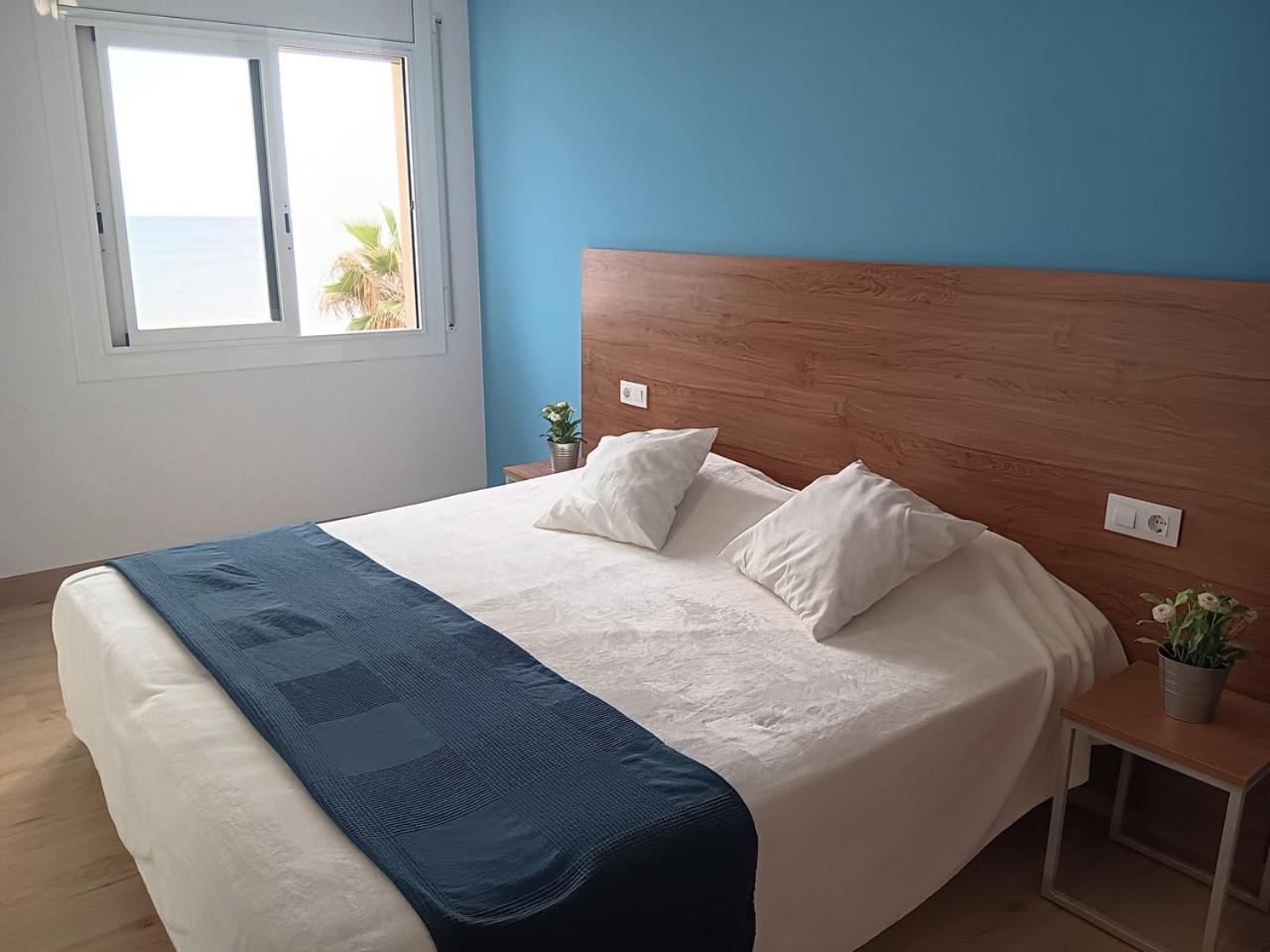 Apartamentos Bon Repos サンタ・スサナ エクステリア 写真